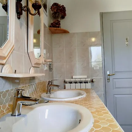 La Pointe De Sel * Salies-du-Salat